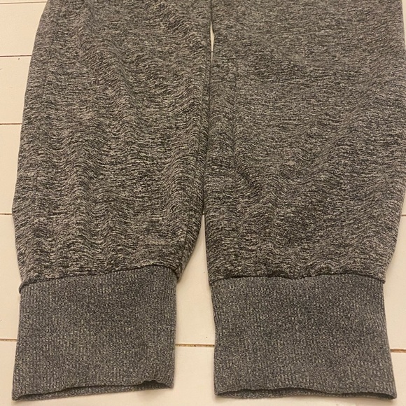 Athleta Flux Jogger 2.0 Pants Black Heather- Size Small - Picture 5 of 7